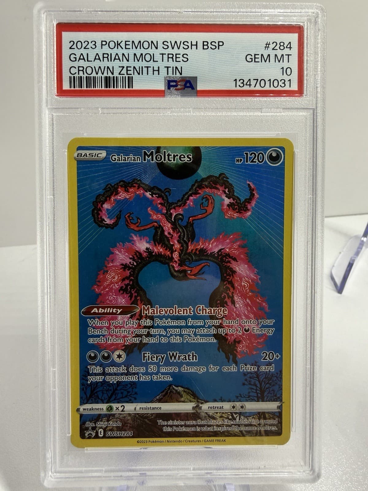 The Pokémon Company Galarian Moltres SWSH284 SWSH Promo Holo EN PSA 10
