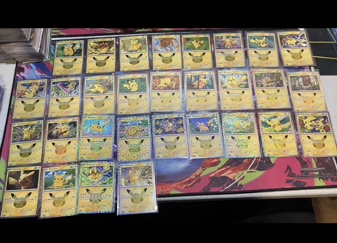 Pikachu 30th Anniversary Celebration Pokemon TCG Pikachu Holo (30 Card Set Full)