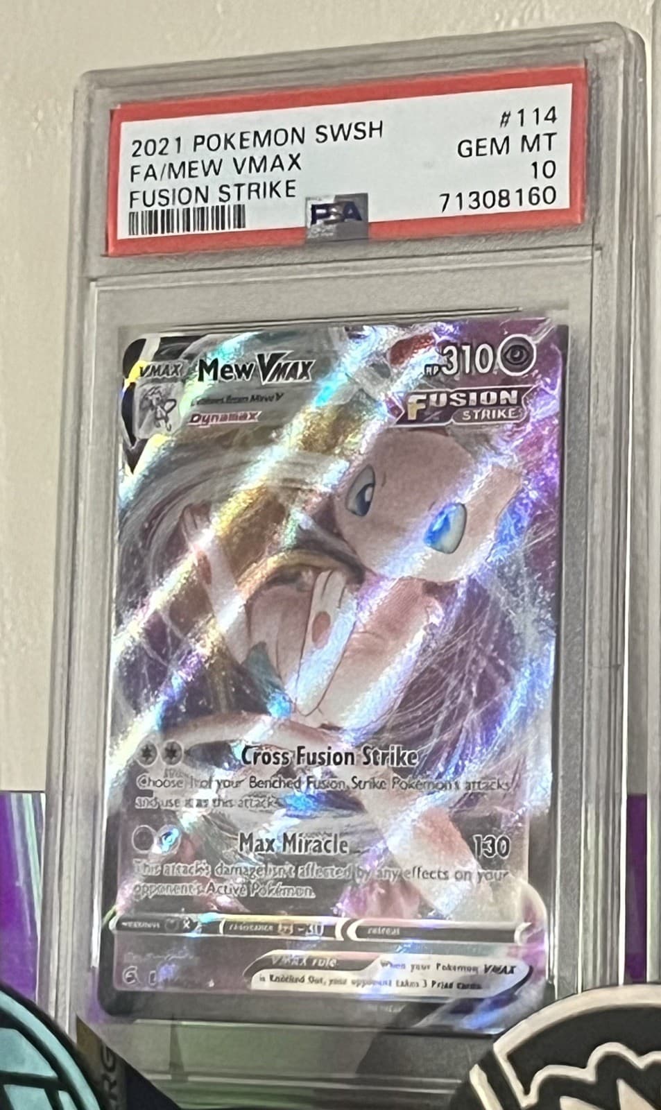 Pokémon TCG Mew VMAX 114/264 Ultra Rare Fusion Strike GEM MINT PSA 10