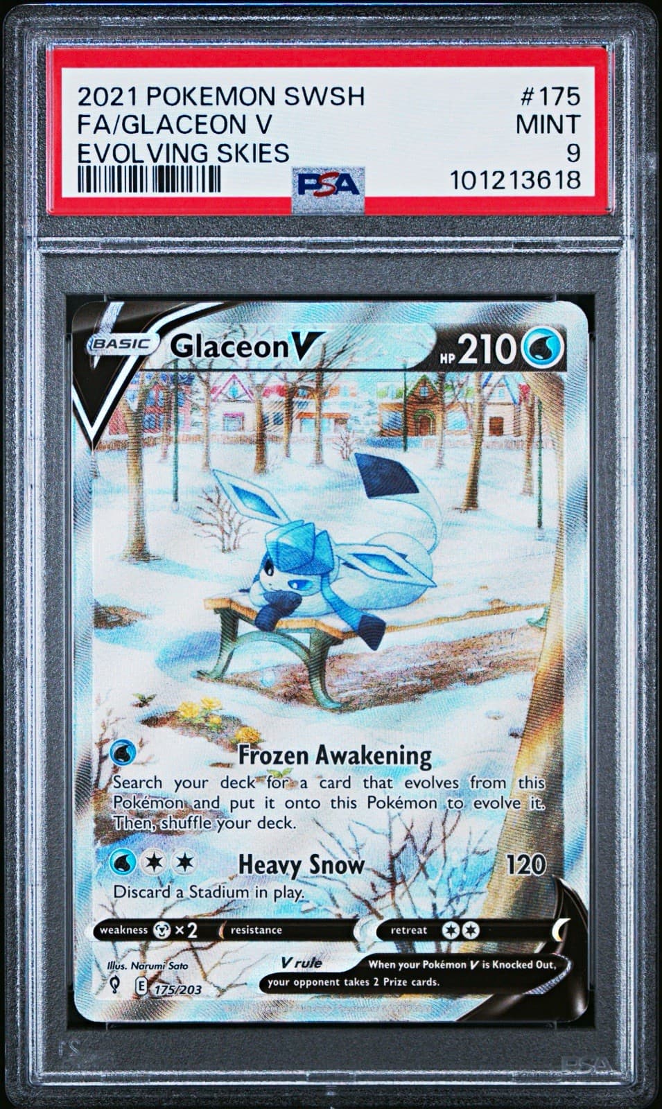 Pokemon TCG 2021 SWSH Evolving Skies Glaceon V 175/203 Alt Full Art Holo PSA 9