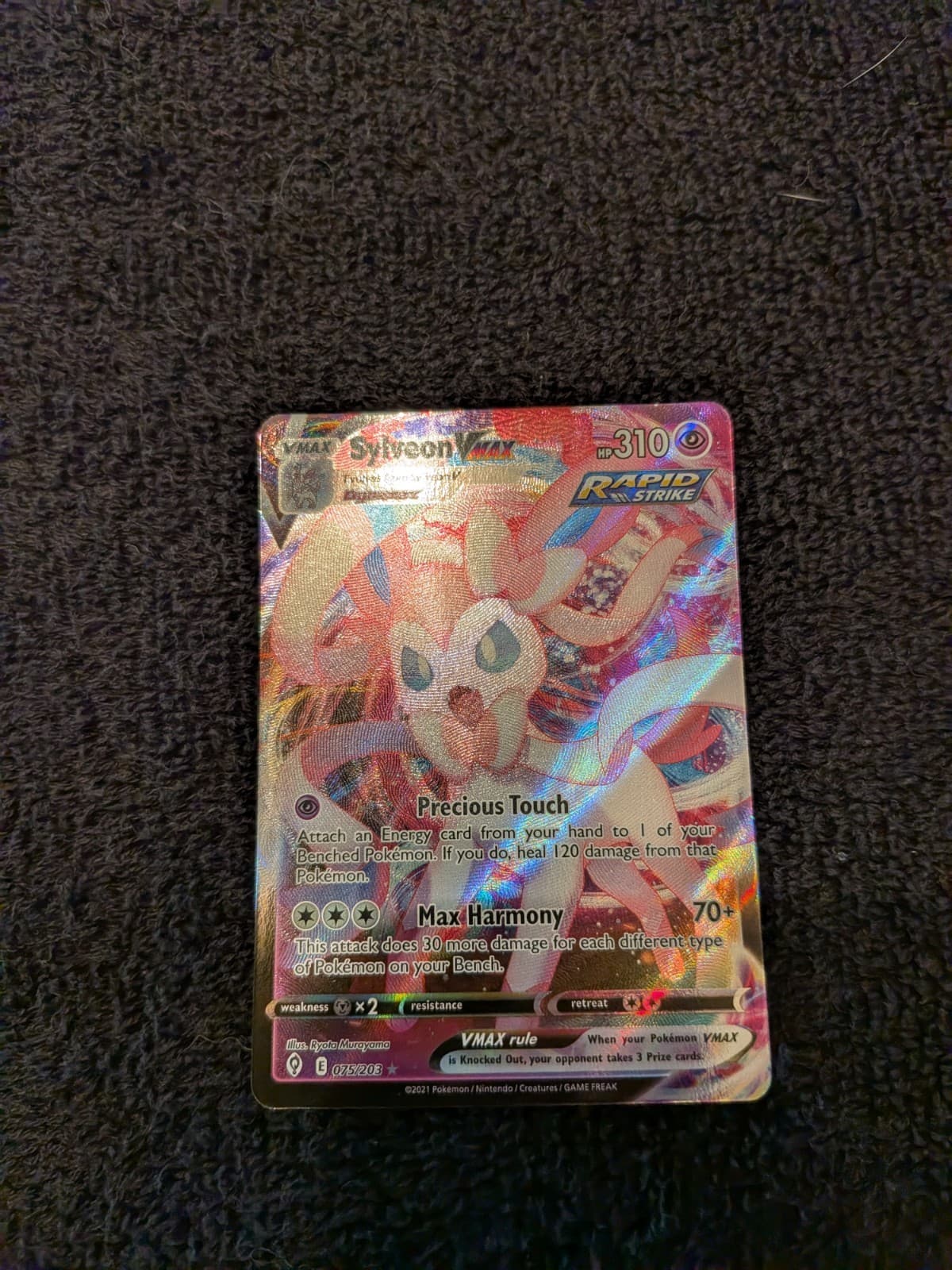 Pokemon TCG Sylveon VMAX 075/203 Evolving Skies Rapid Strike Ultra Rare Holo NM