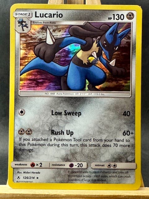 Lucario Holo Rare Pokemon TCG SM - Unbroken Bonds 126/214 NM