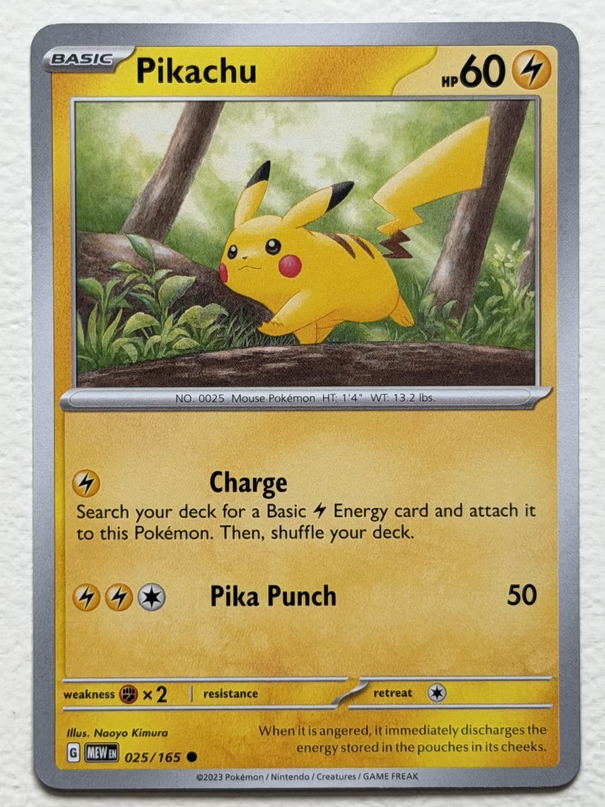 Pikachu 25/165 151 Common Near Mint Pokemon