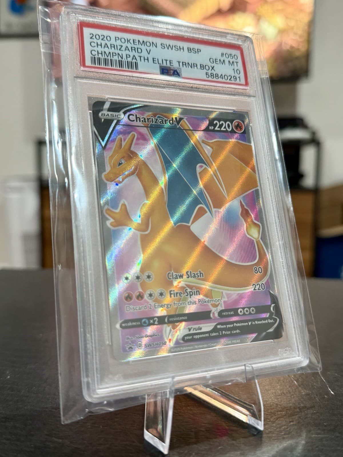 Pokémon TCG Charizard V SWSH050 SWSH Promo Holo EN 2020 PSA 10