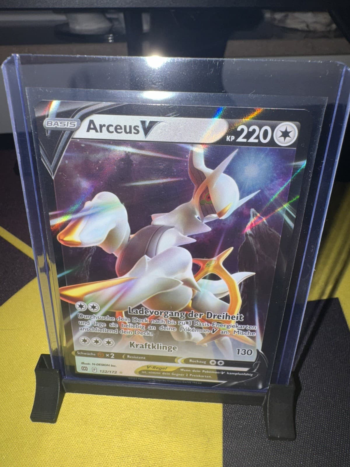Arceus V 122/172 Strahlende Sterne Deutsch NM Pokemon