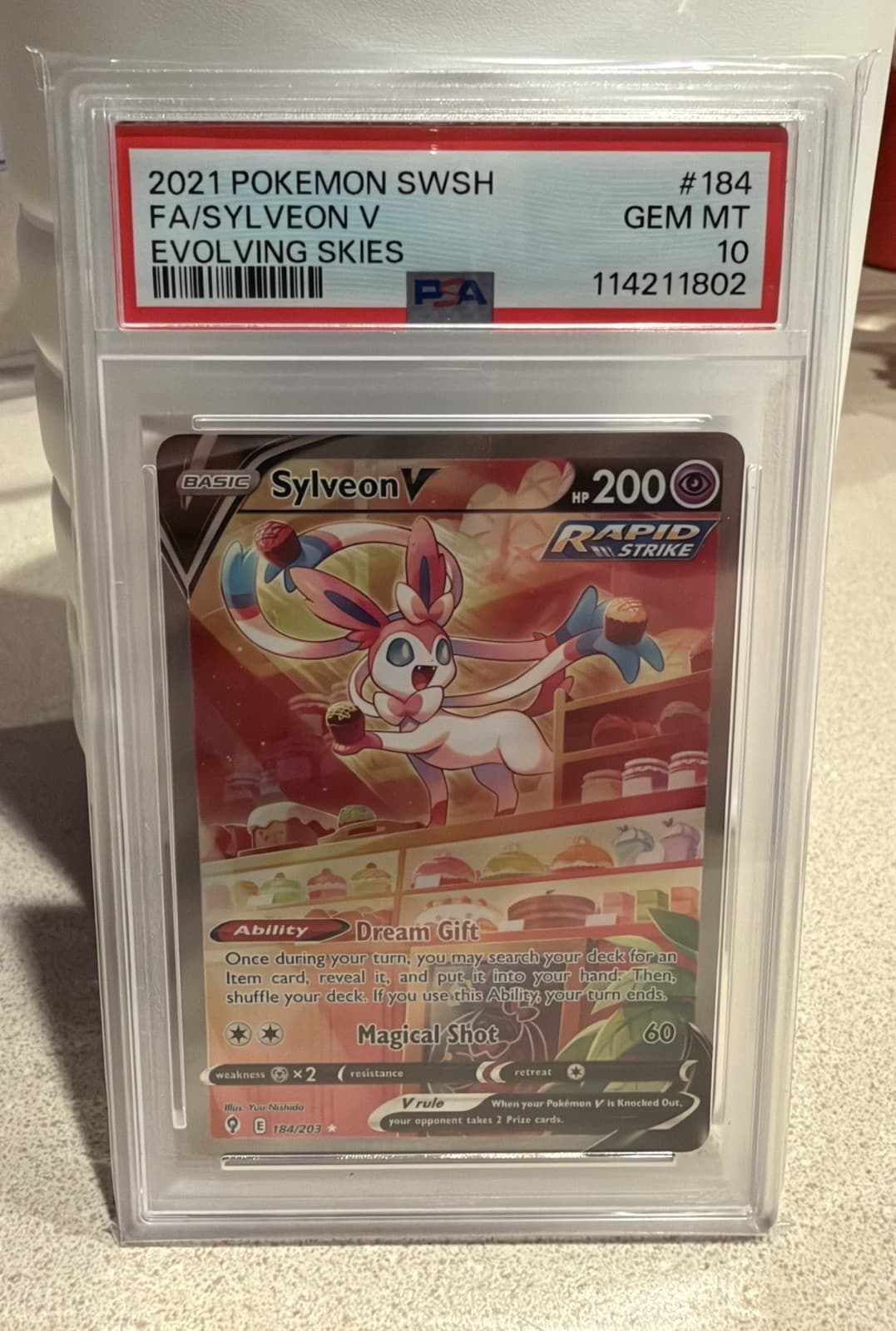 PSA 10 FULL ART/SYLVEON V 2021 POKEMON SWORD & SHIELD EVOLVING SKIES #184