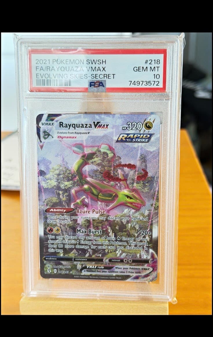 [PSA 10] Rayquaza VMAX 218/203 Secret Rare Alt Art Holo Evolving Skies 2021