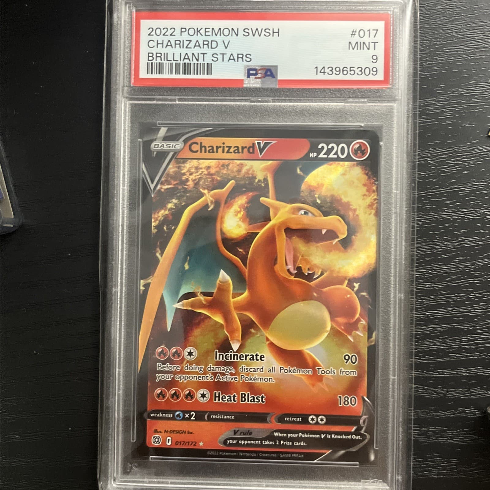 Charizard V 017/172 Swsh09: Brilliant Stars Holo PSA 9