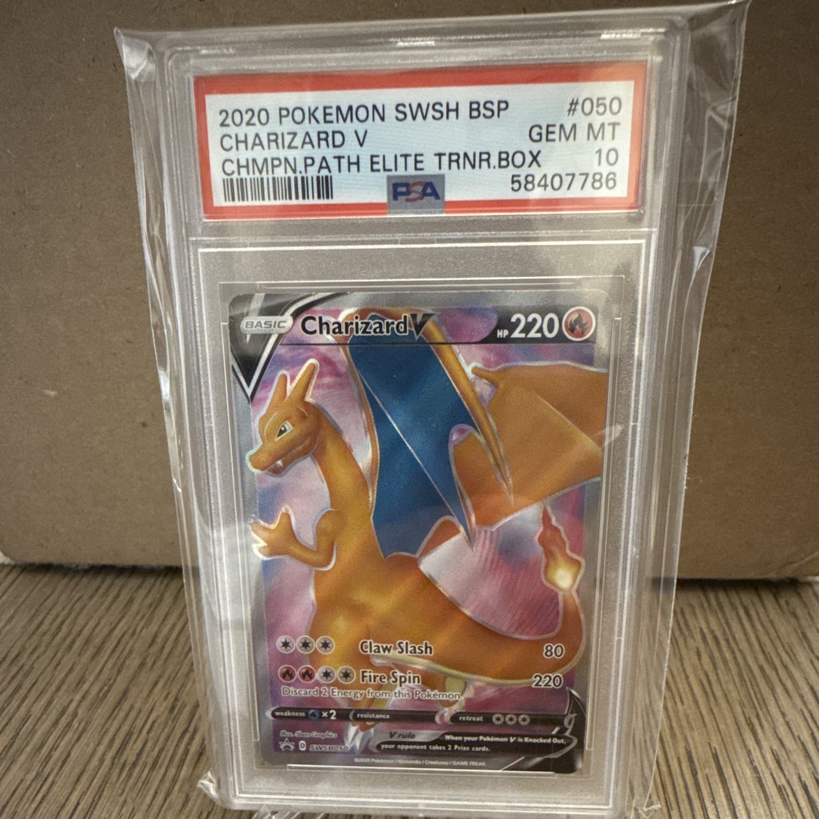 The Pokémon Company Charizard V SWSH050 SWSH Promo EN Holo PSA 10 2020