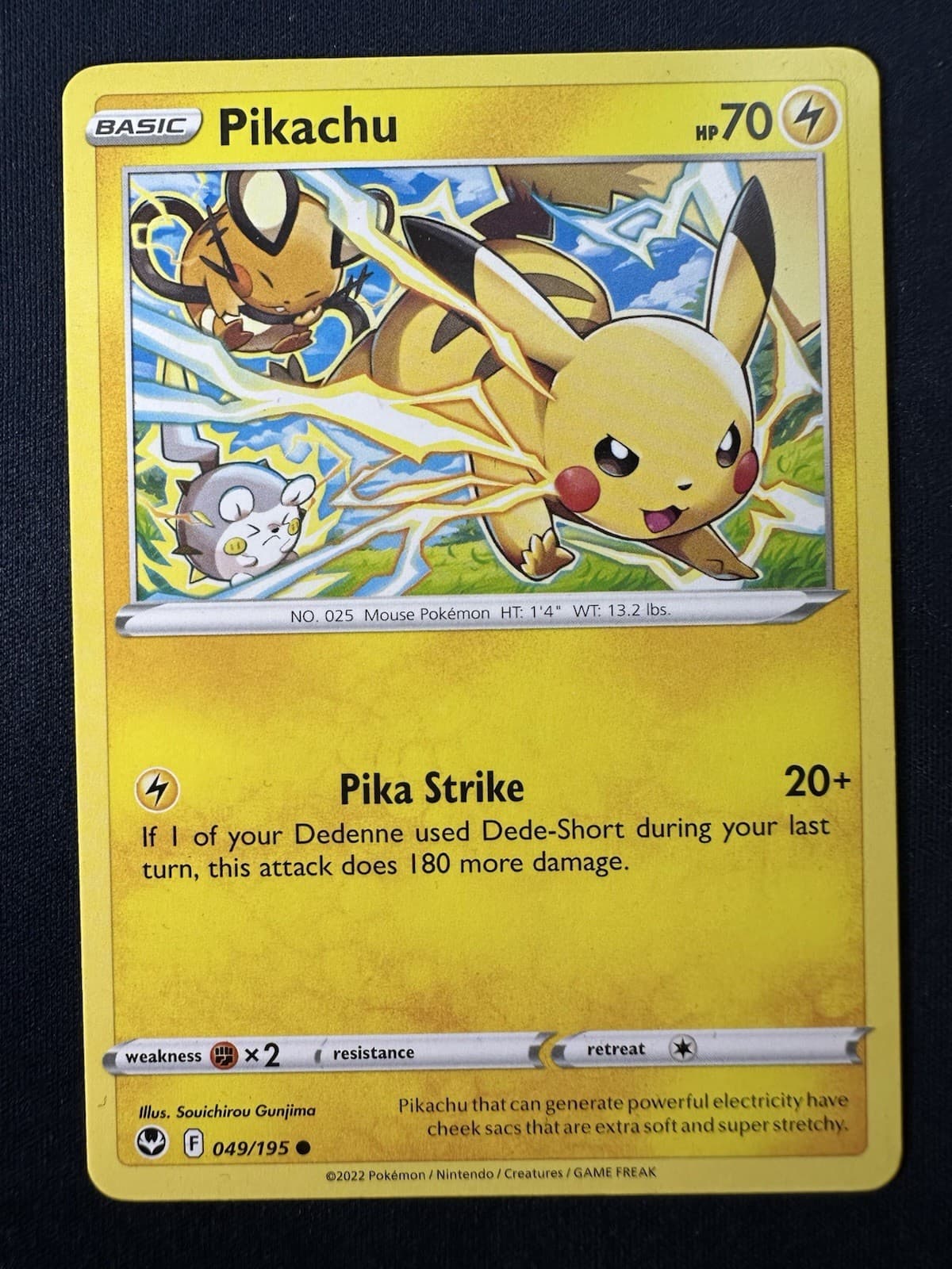 Pokemon Pikachu 49/195 Silver Tempest LP+/NM E