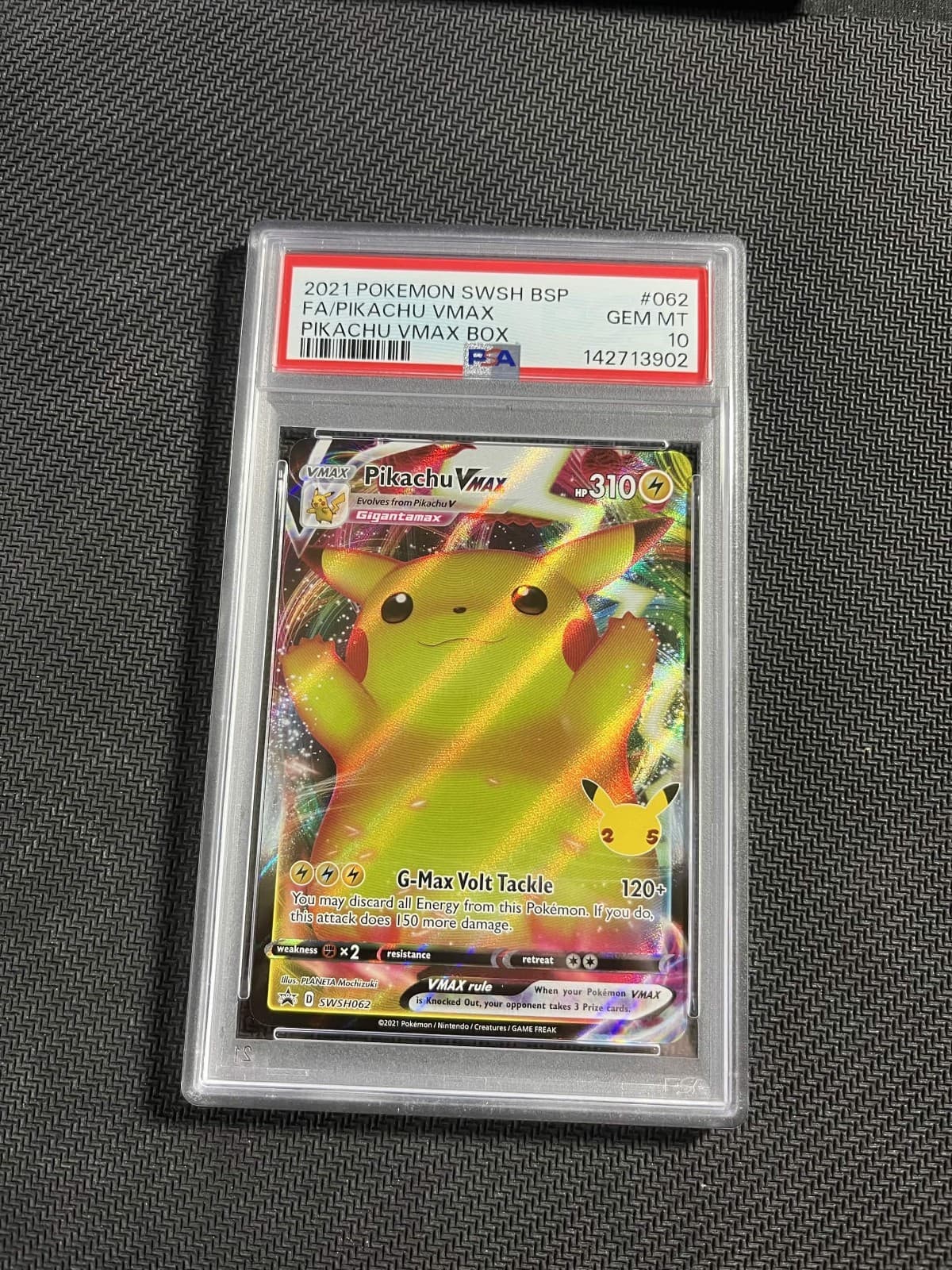 Pikachu VMAX 2021 Pokemon SWSH Black Star Promo SWSH062 PSA 10
