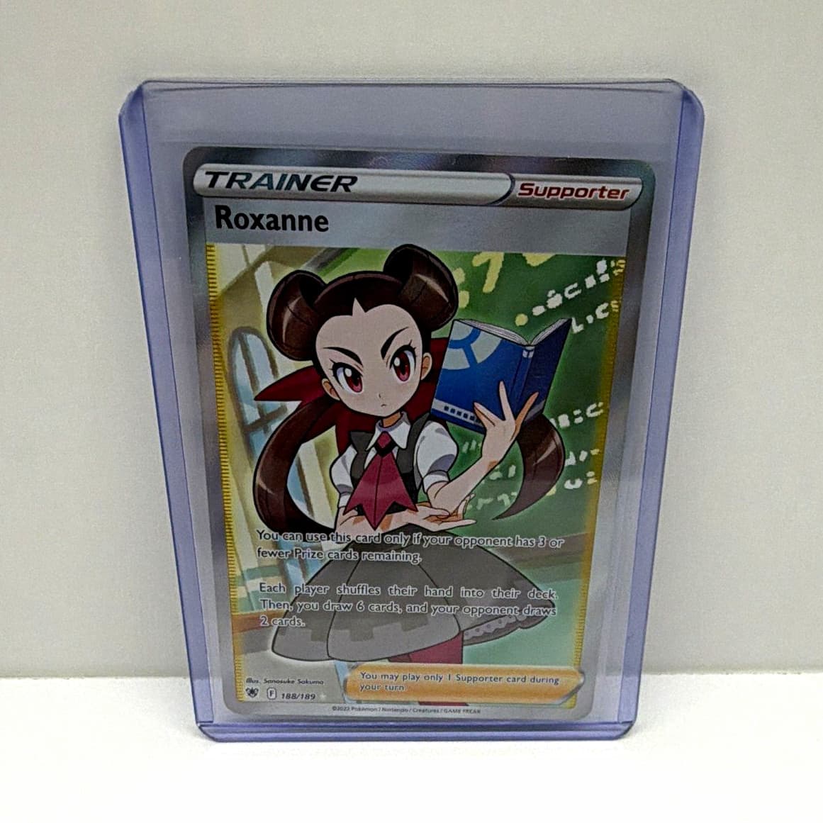 The Pokémon Company Roxanne 188/189 Astral Radiance Ultra Rare Full Art Holo EN
