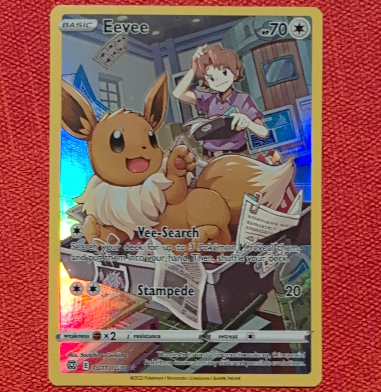 Pokemon TCG Eevee TG11/TG30 Brilliant Stars Trainer Gallery Holo English 2022 NM