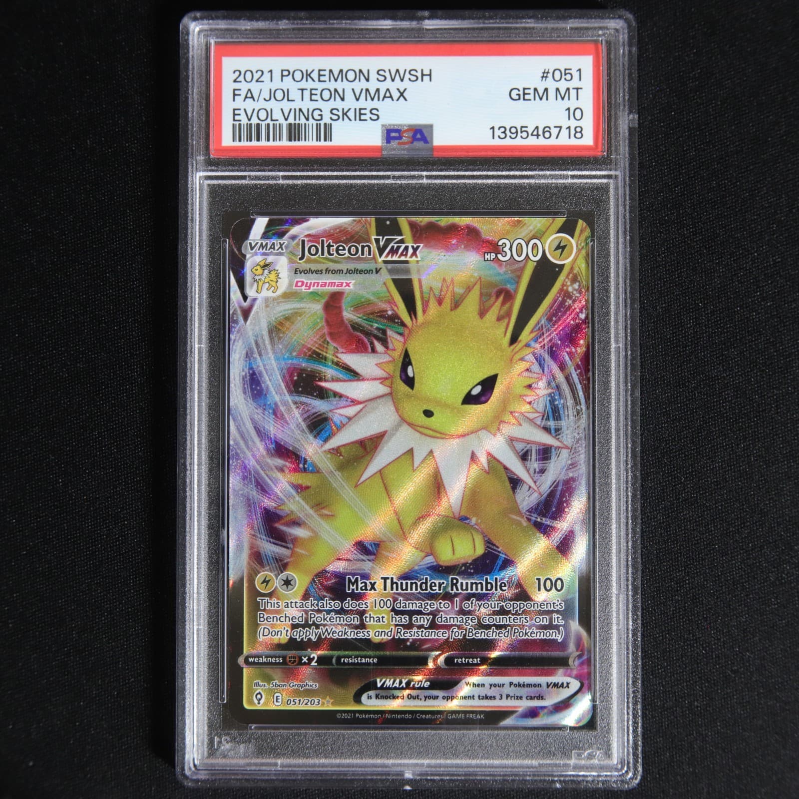 Jolteon VMAX 051/203 SWSH07: Evolving Skies Holo PSA 10