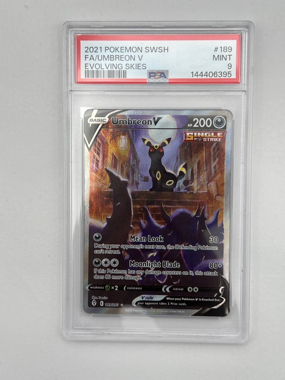 2021 Pokemon Umbreon V 189/203 SWSH Evolving Skies PSA 9 MINT