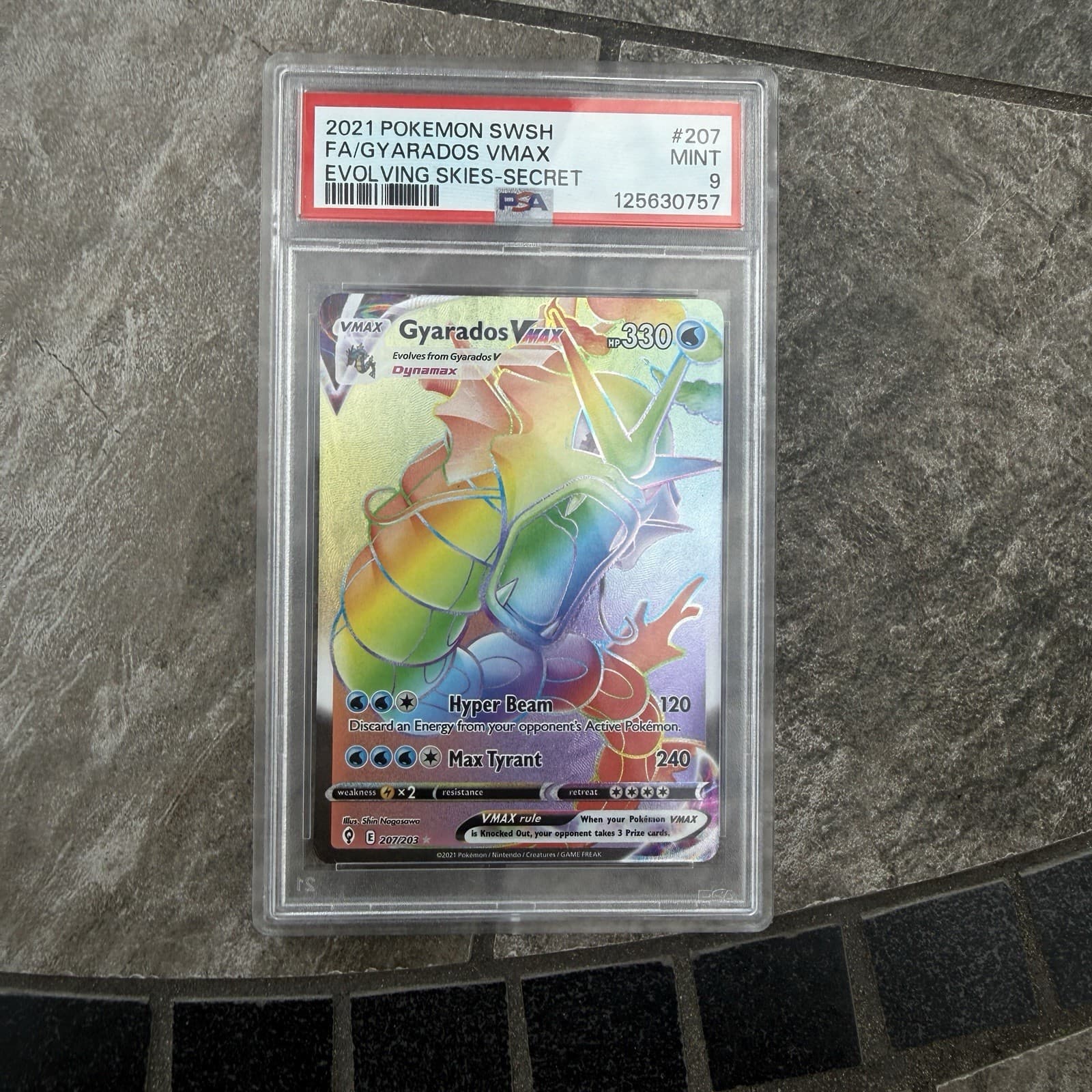 PSA Mint 9 Gyarados VMAX (Secret) 207/203 SWSH07: Evolving Skies Holo