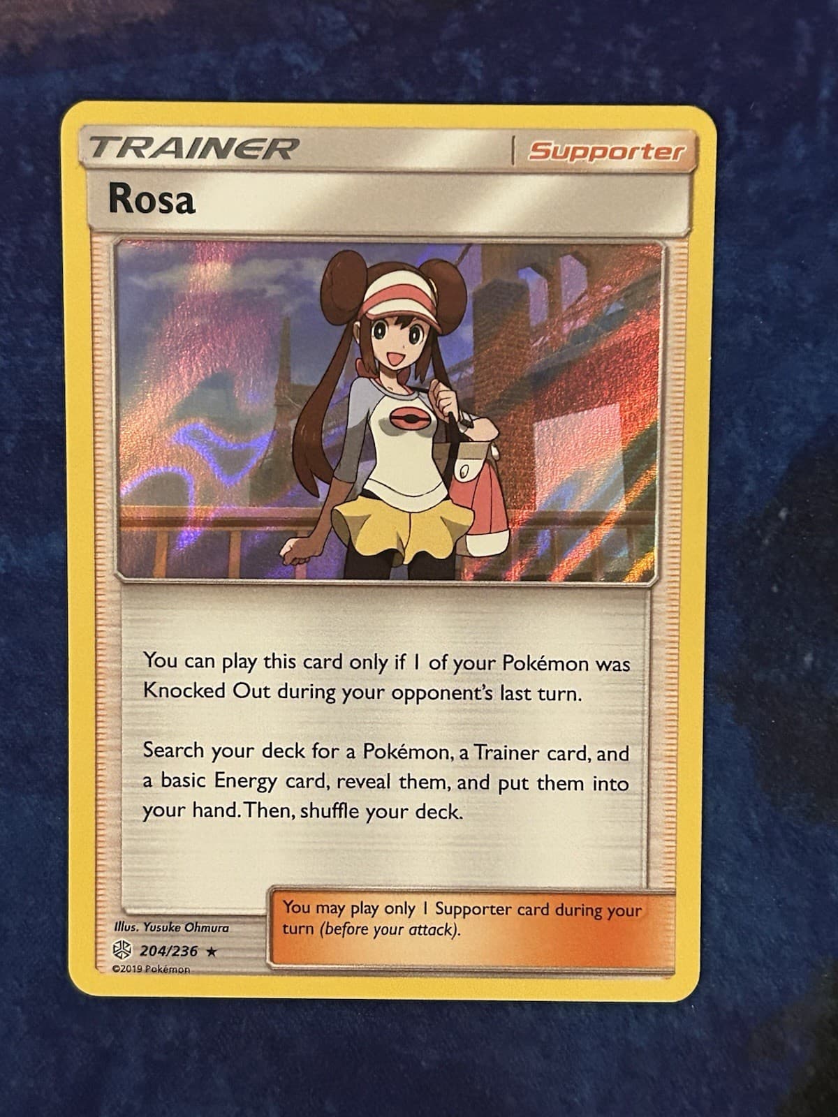 Pokémon Rosa Holo Rare # 204/236 - SM - Cosmic Eclipse - LP