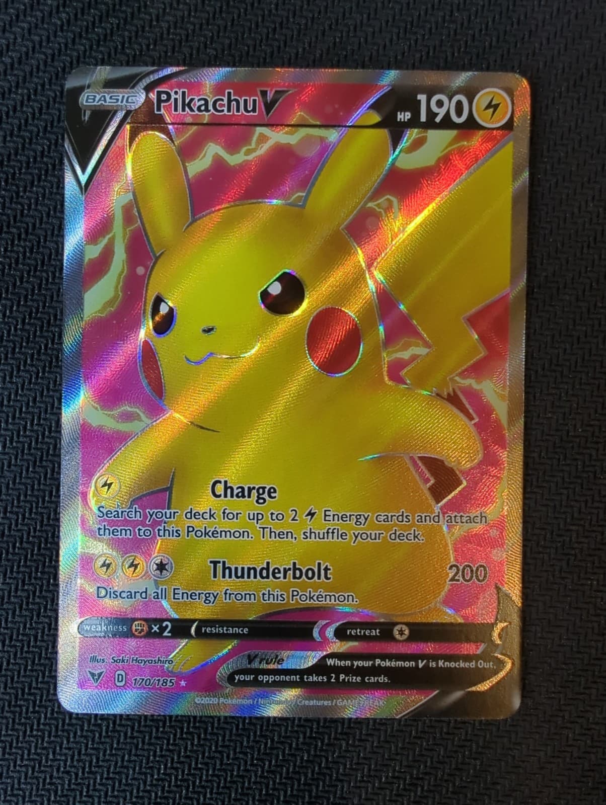 Pokemon Pikachu V (Full Art) 170/185 Swsh04: Vivid Voltage Full Art Holo