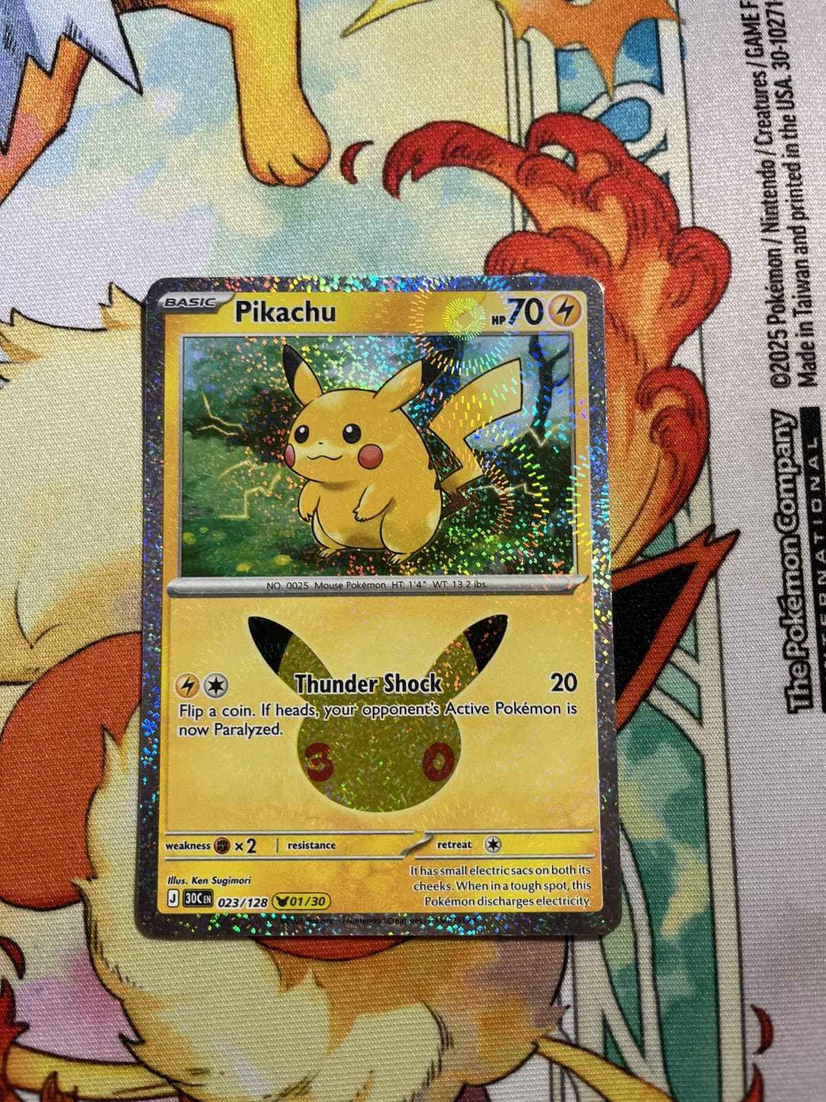 Pokemon 30th Celebrations Anniversary 30C 023/128 Pikachu 1/30