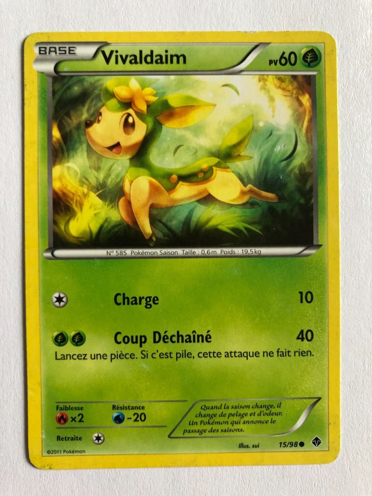 Vivaldaim 15/98 pouvoirs émergents / carte pokemon