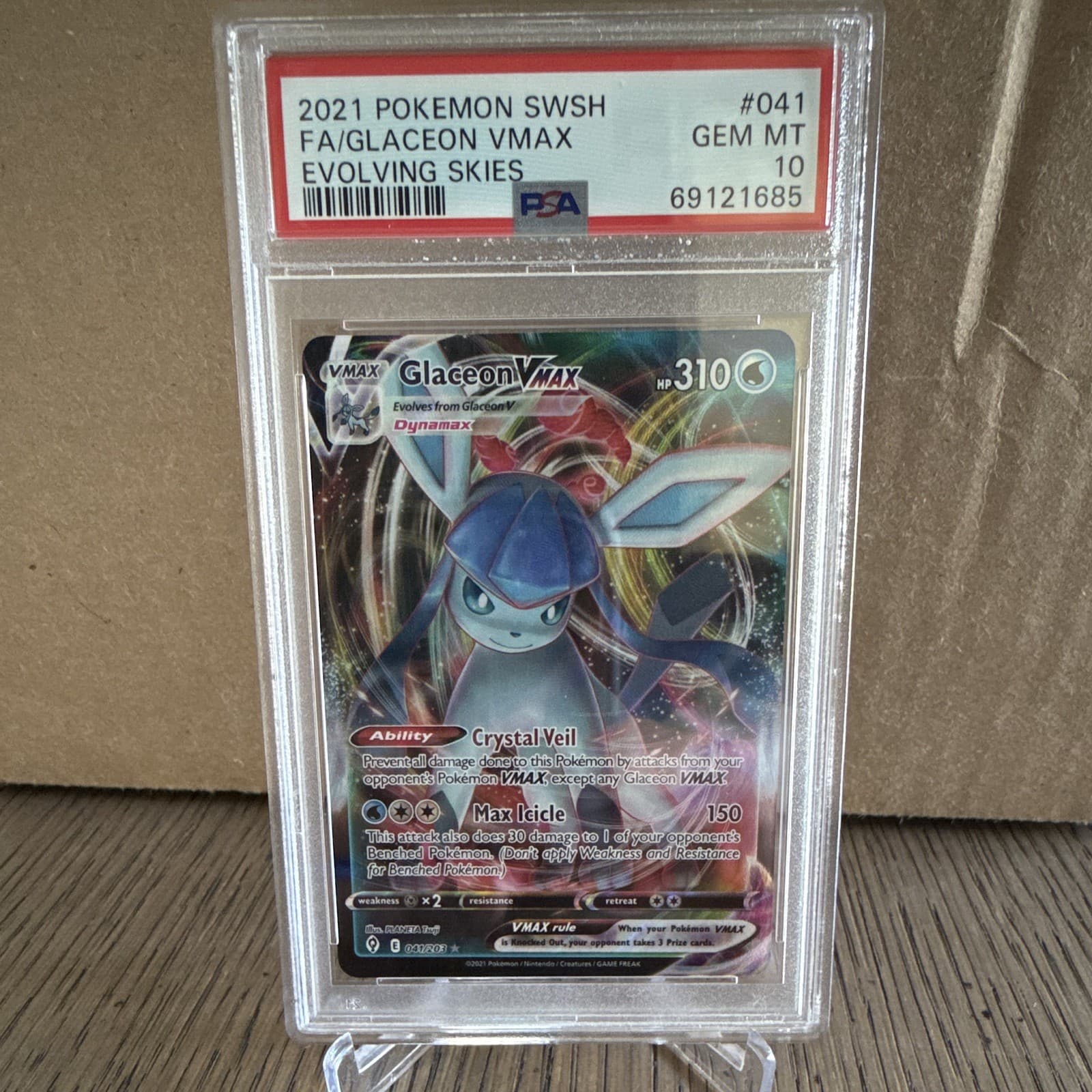 The Pokémon Company Glaceon VMAX 041/203 Evolving Skies EN Holo Full Art PSA 10