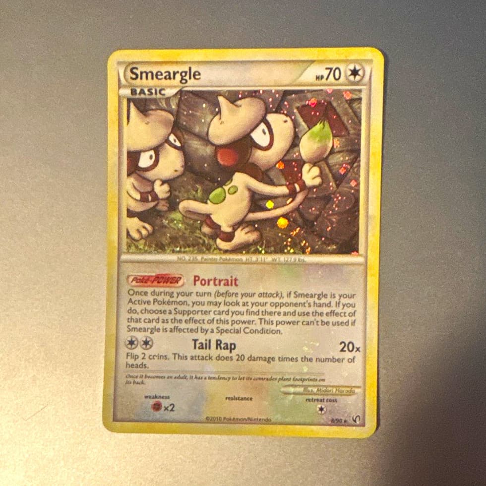 The Pokémon Company Smeargle 8/90 Undaunted Holo Rare English 70 HP