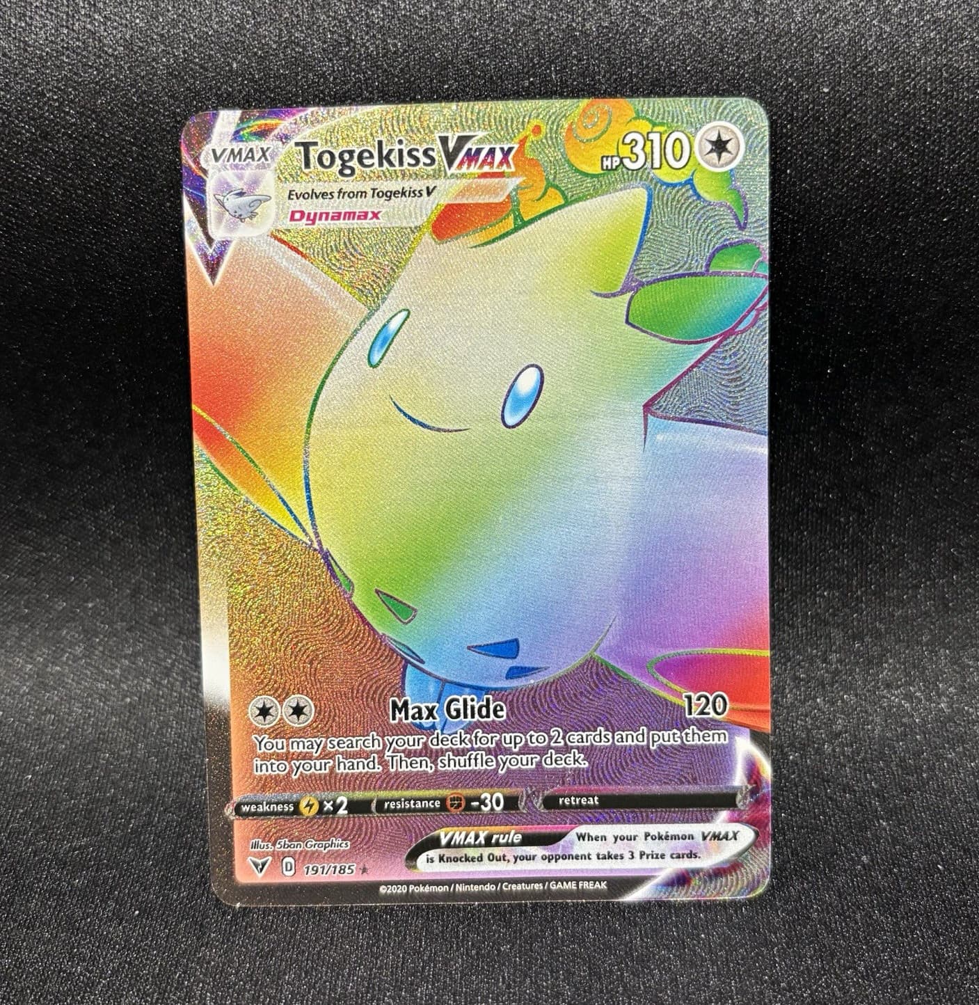Pokémon TCG Togekiss VMAX Secret Rare Holo 191/185 Rainbow Vivid Voltage