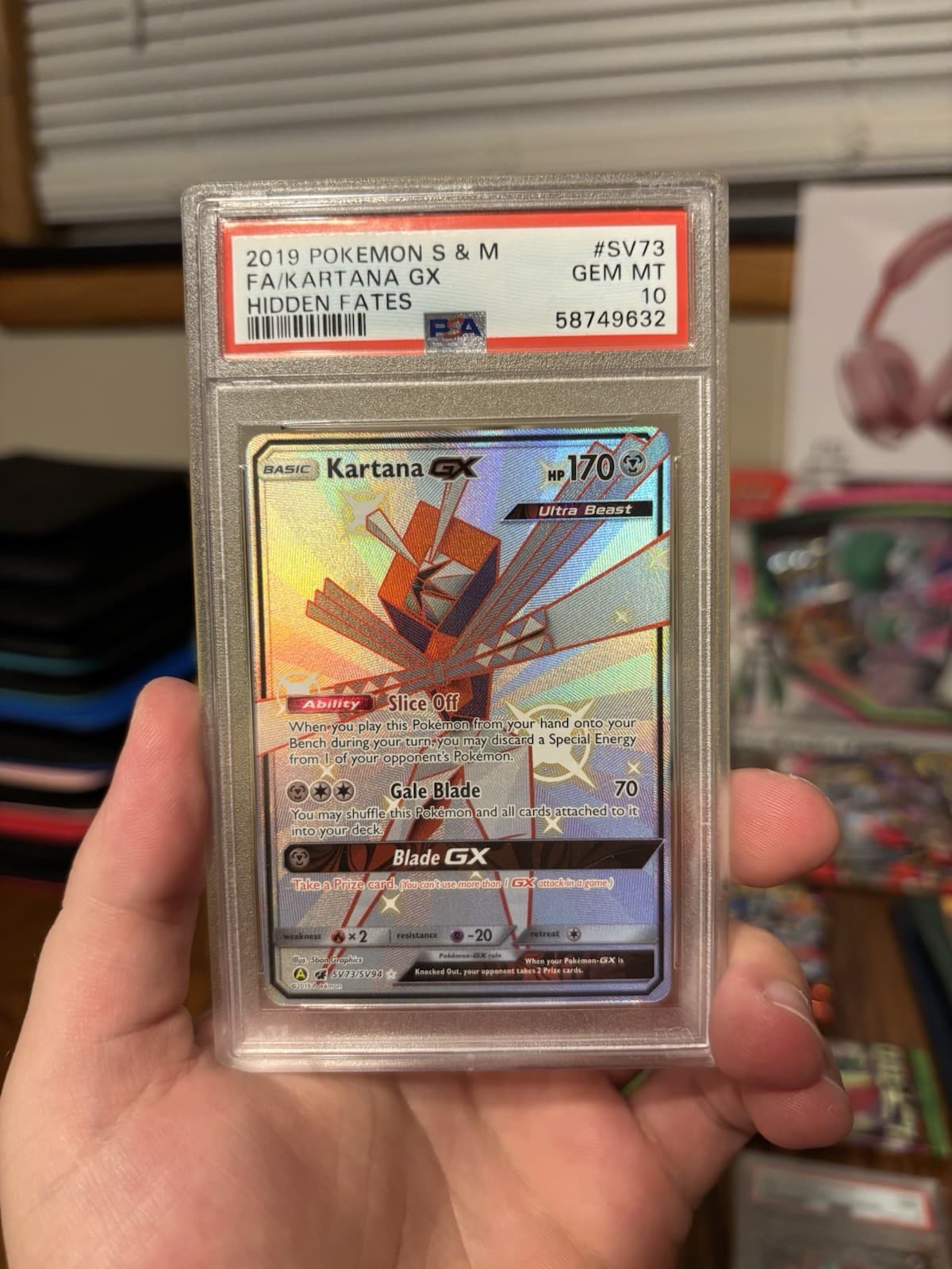 Pokémon TCG Kartana GX SV73/SV94 Hidden Fates Shiny Vault Full Art Holo PSA 10