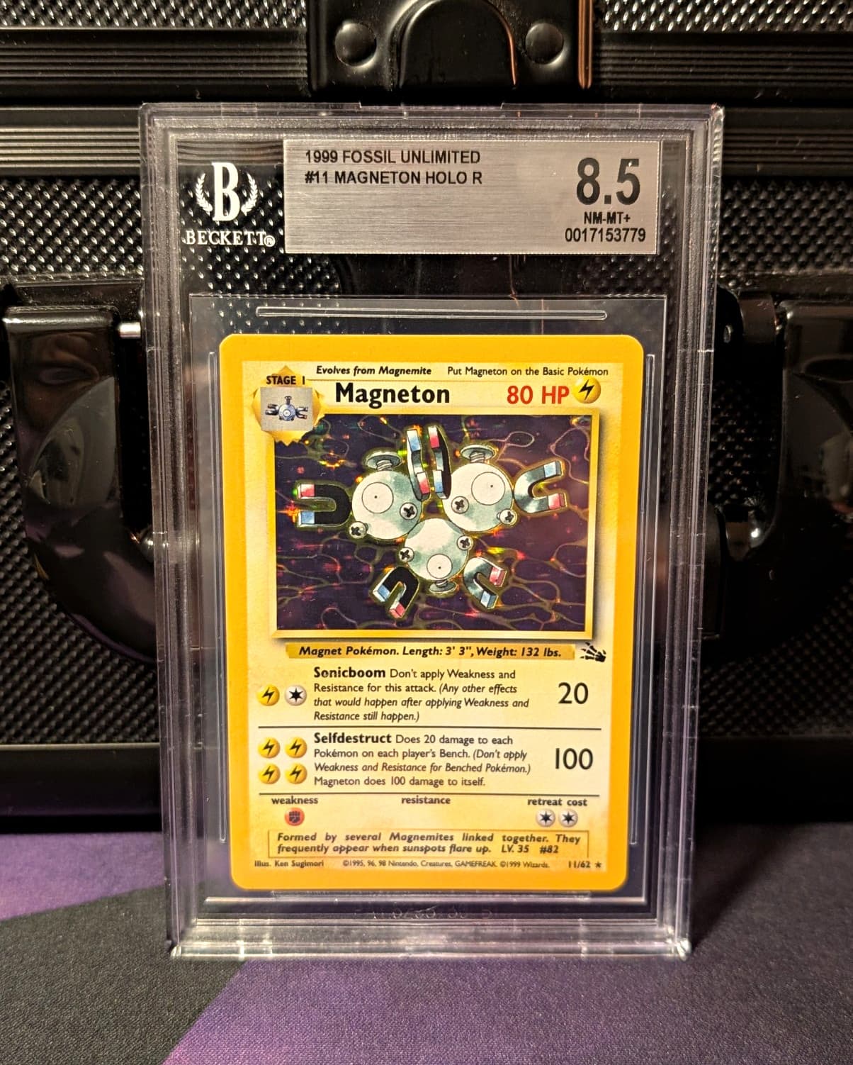 Pokemon Magneton Fossil 11/62 Holo Rare Unlimited BGS 8.5 English