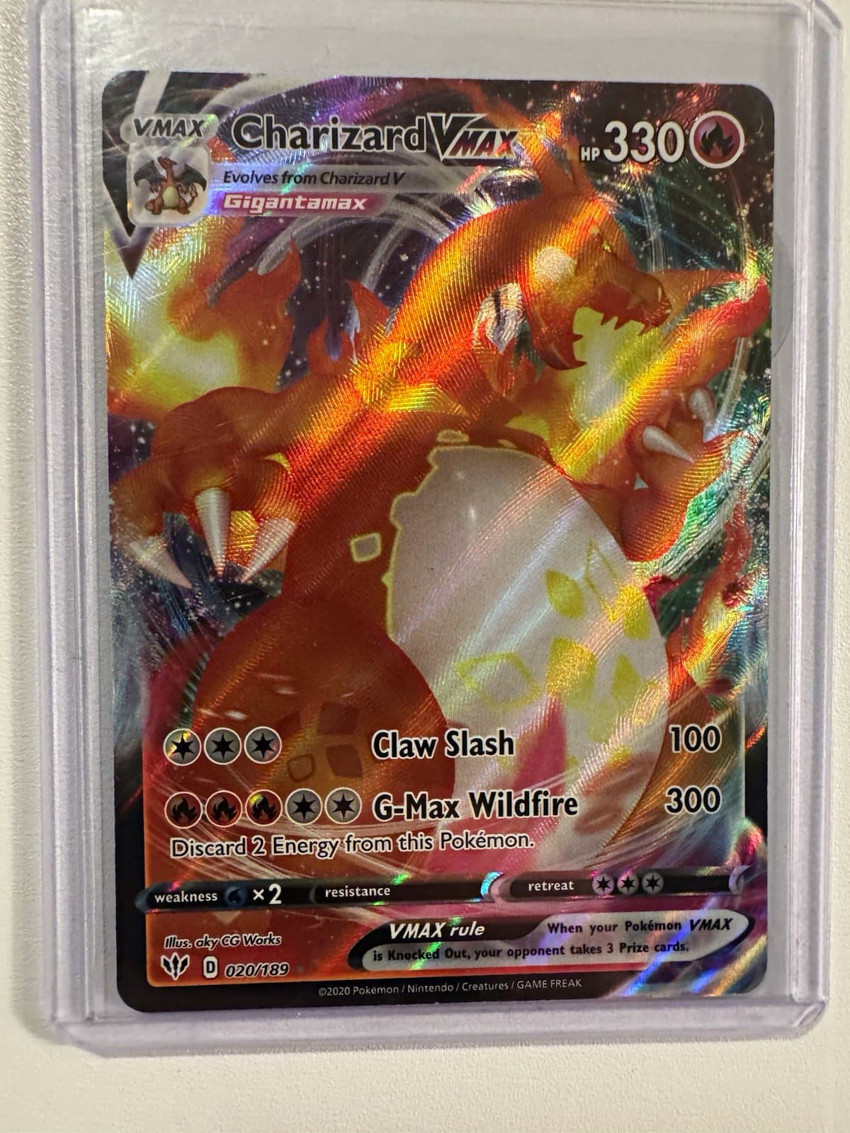 Pokemon TCG Charizard VMAX  20/189 Darkness Ablaze Holo (MINT)💎