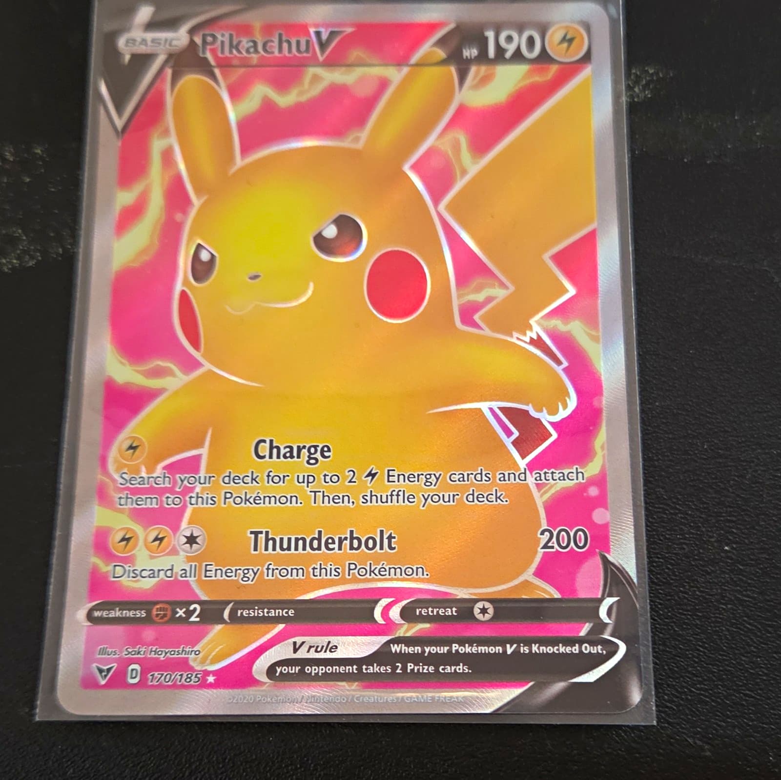 Pokemon TCG Pikachu V Vivid Voltage 170/185 Ultra Rare Holo EN HP190 2020