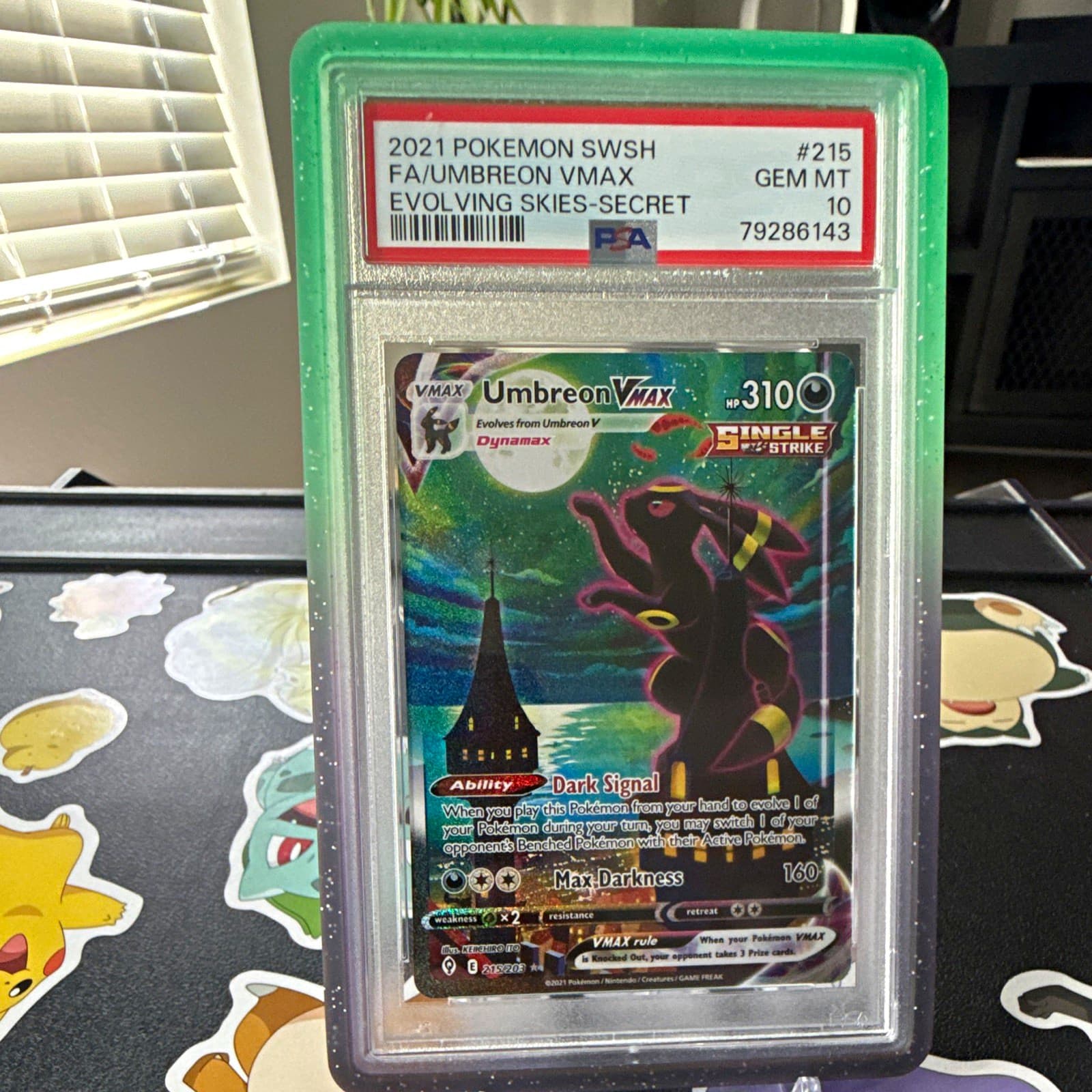 The Pokémon Company Umbreon VMAX Alt Art Full Art Holo PSA 10 215/203
