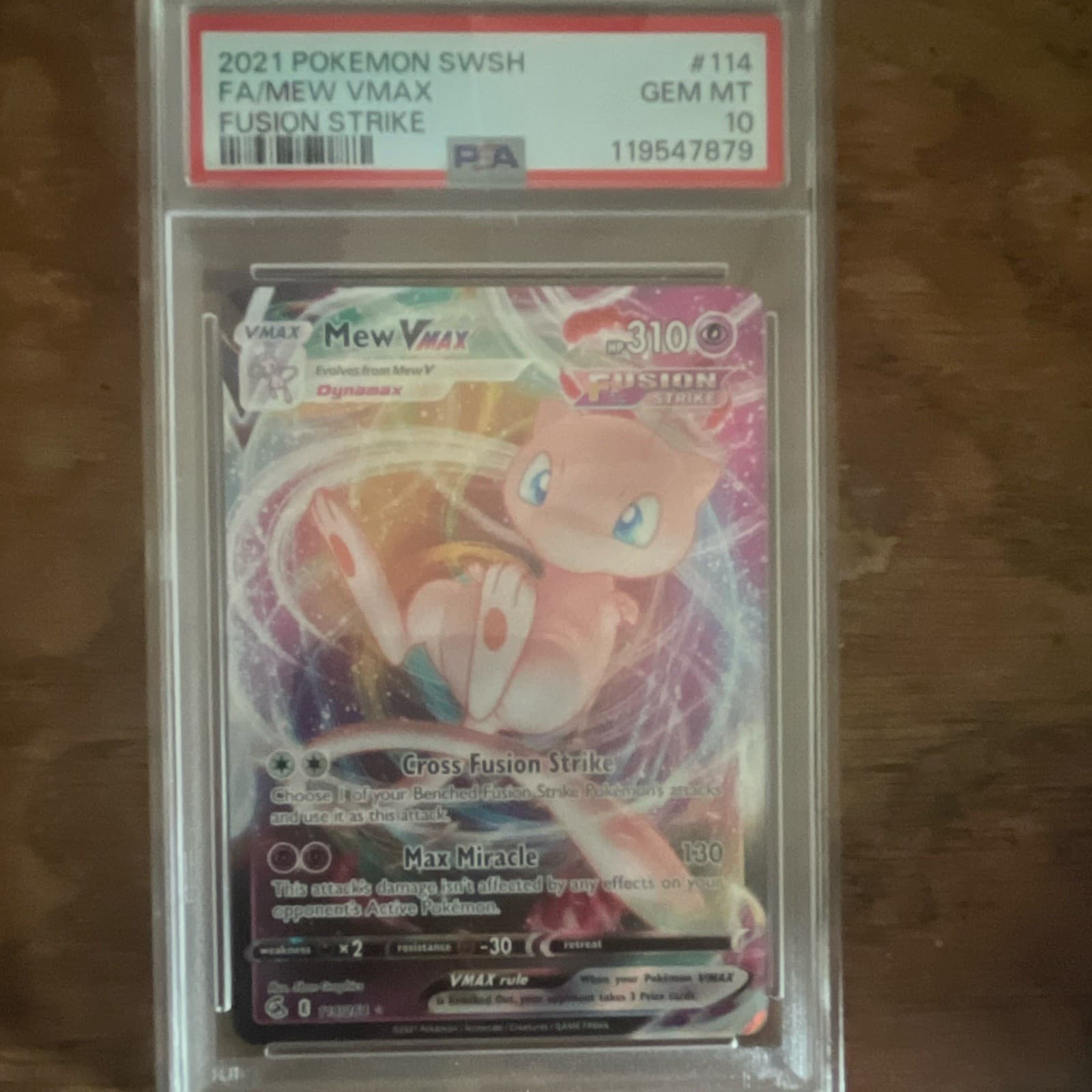 Mew VMAX 114/264 Fusion Strike 2021 Holo Full Art Ultra Rare PSA 10 EN