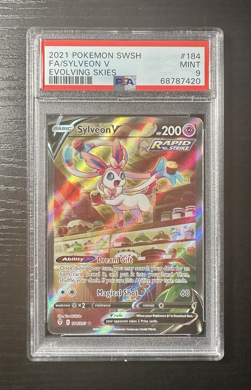 Sylveon V (Alternate Full Art) 184/203 SWSH07: Evolving Skies Holo PSA 9 MINT