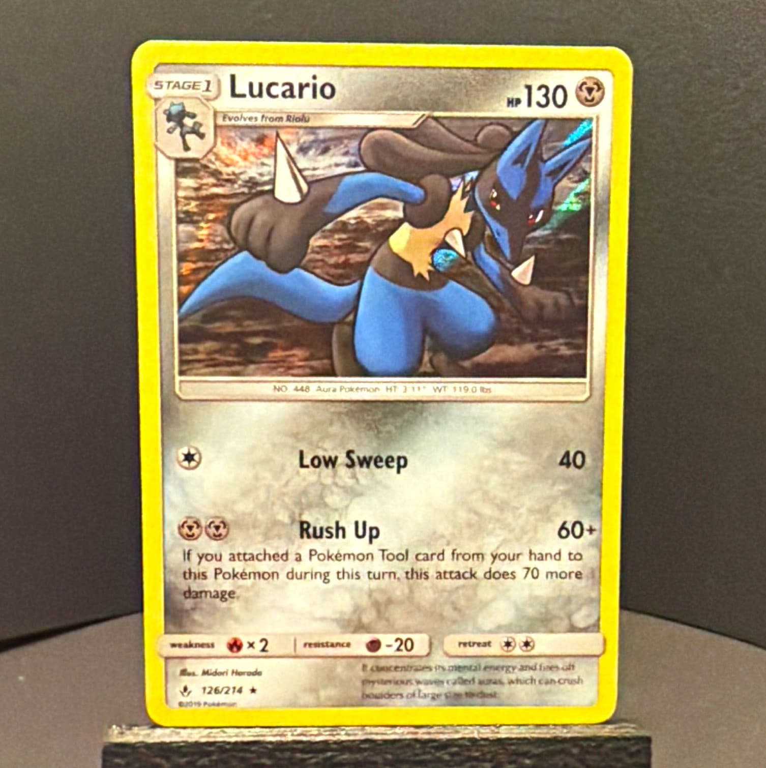Lucario 126/214 SM-Unbroken Bonds Holo NM