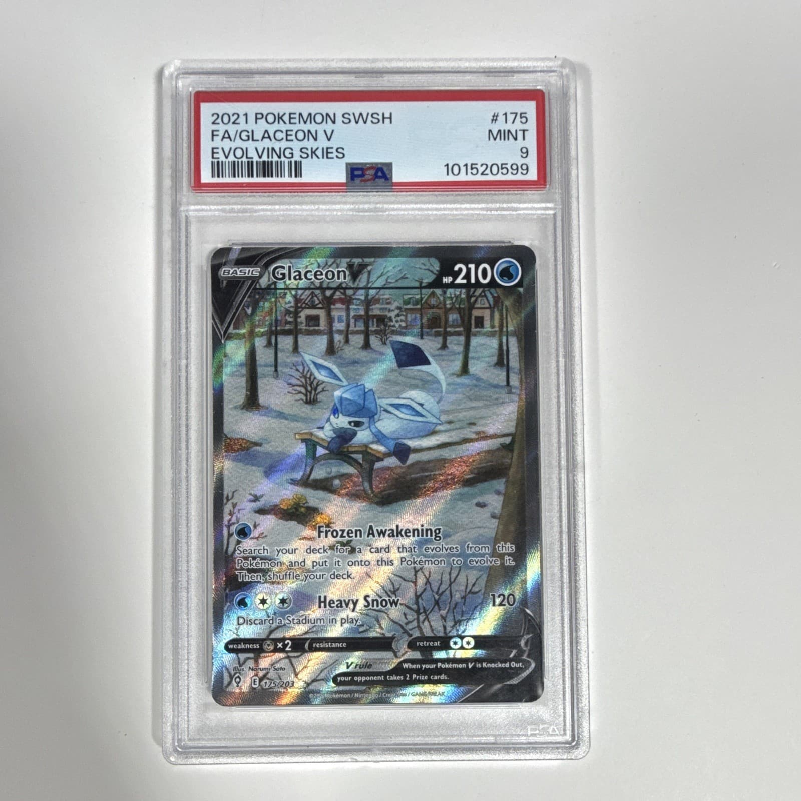 The Pokémon Company PSA 9 Glaceon V 175/203 Evolving Skies Full Art Holo