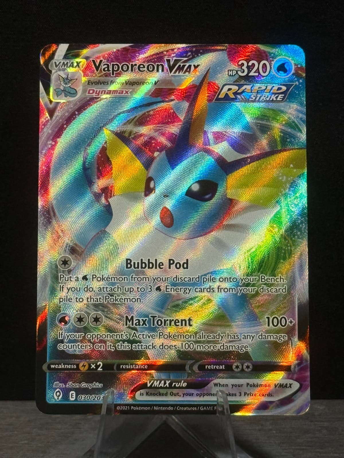 Vaporeon VMAX #30/203 2021 Evolving Skies Pokemon TCG