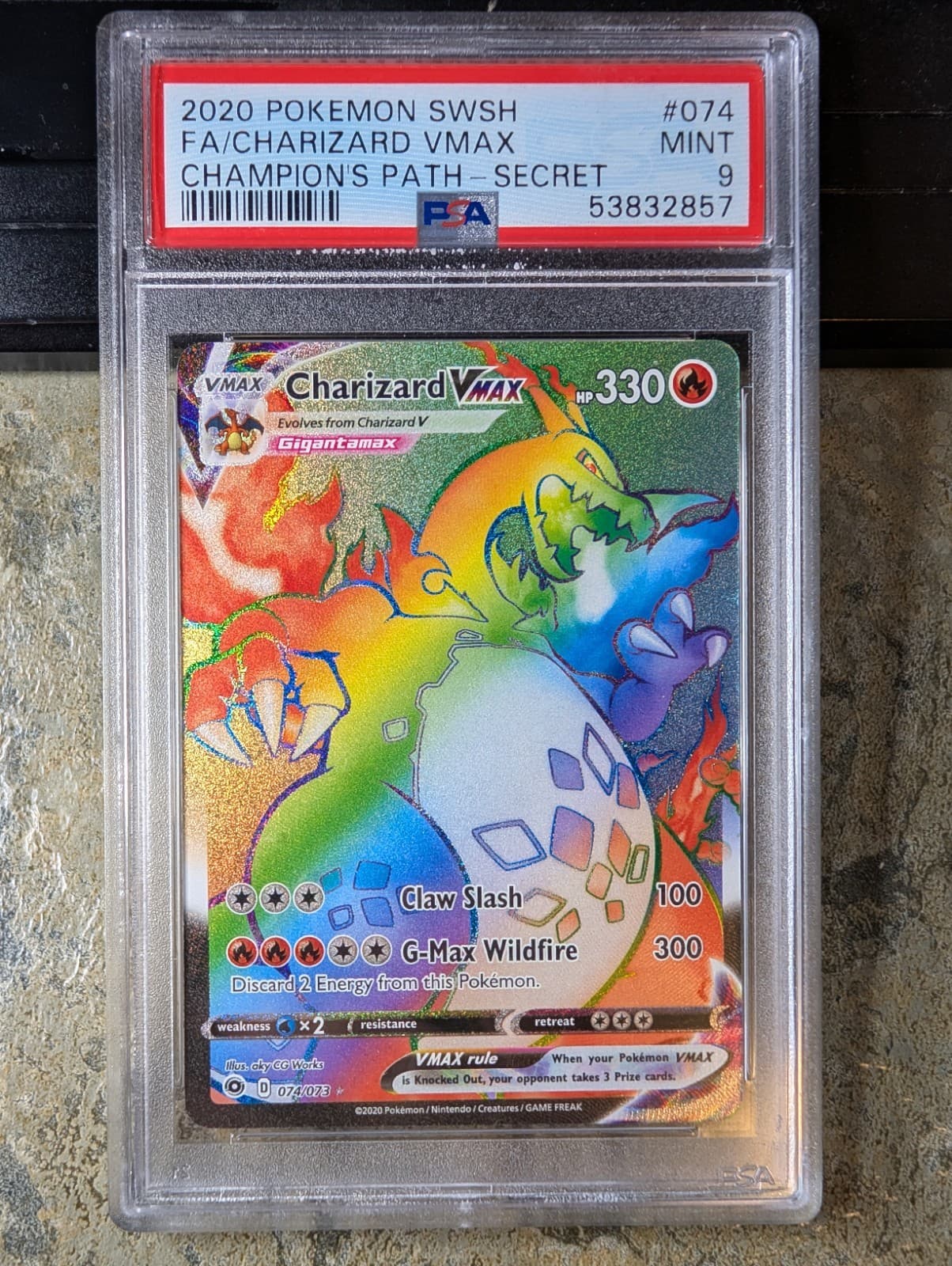 Charizard VMAX (Secret Rainbow) 074/073 Champions Path PSA 9