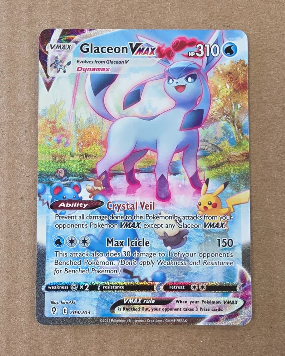 2021 SWSH Pokemon Evolving Skies Glaceon Vmax Alt Art Card 209/203 NM