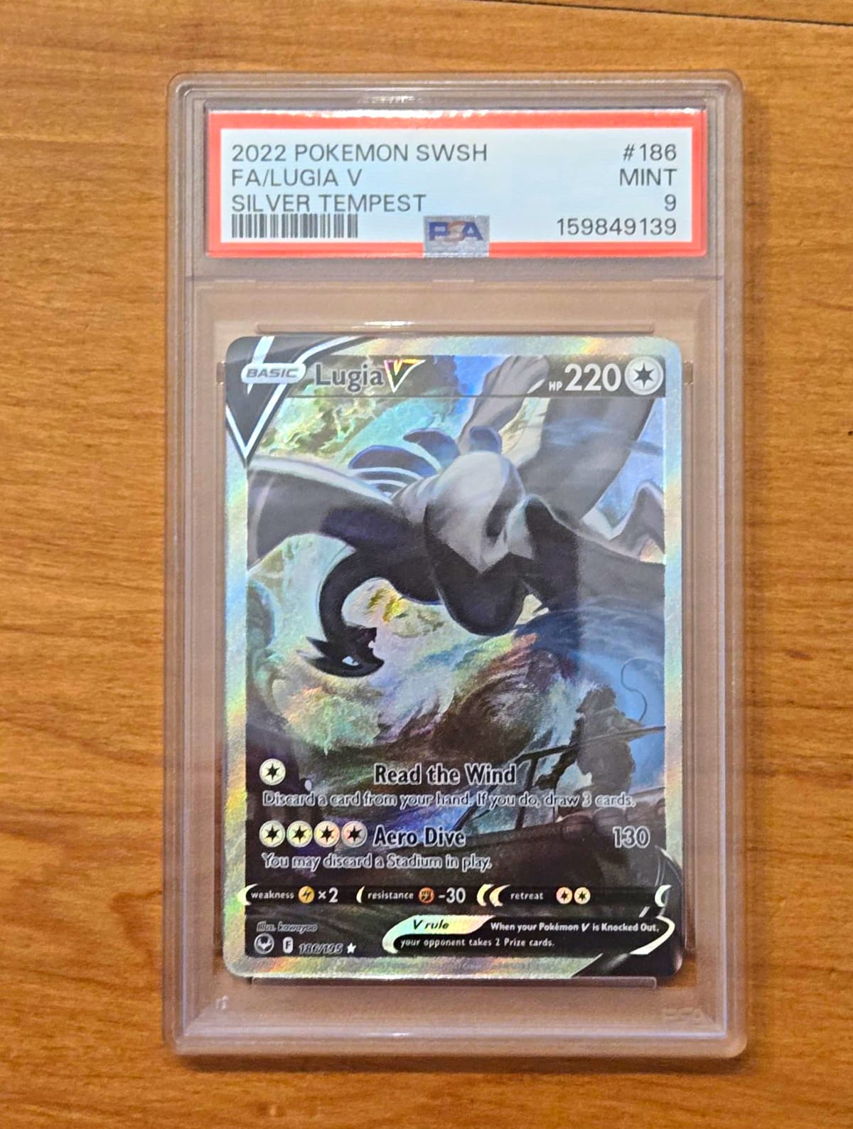 Pokemon TCG Lugia V Alt Full Art Ultra Rare Holo 186/195 PSA 9 English 2022