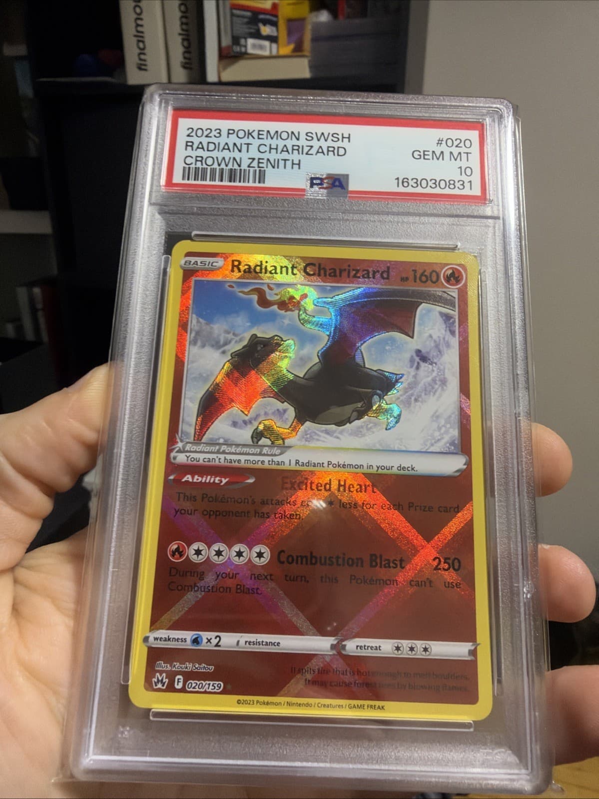 Radiant Charizard 020/159 Crown Zenith PSA 10