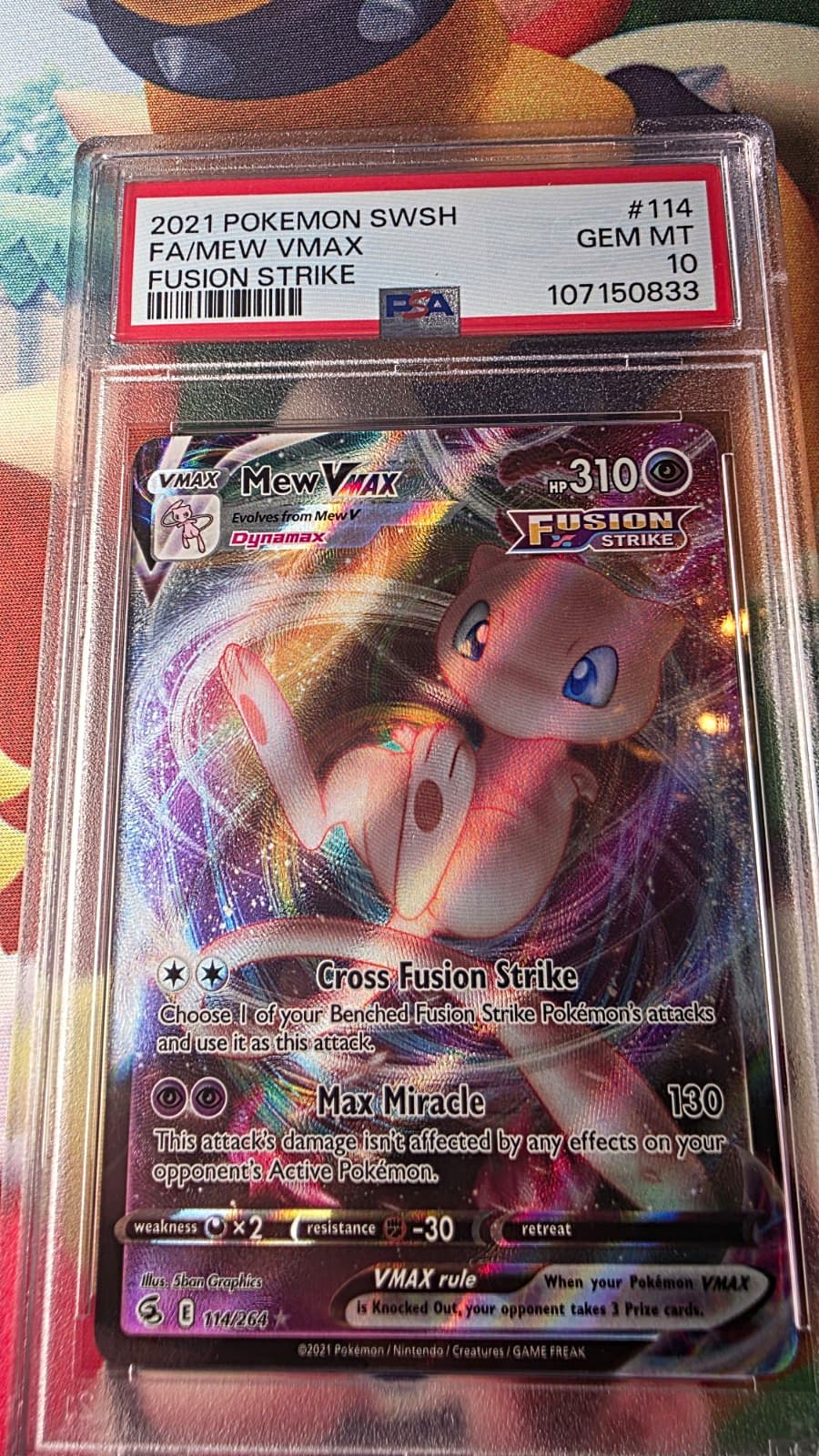 Pokemon TCG 2021 Fusion Strike Mew VMAX Holo Full Art 114/264 PSA 10 EN