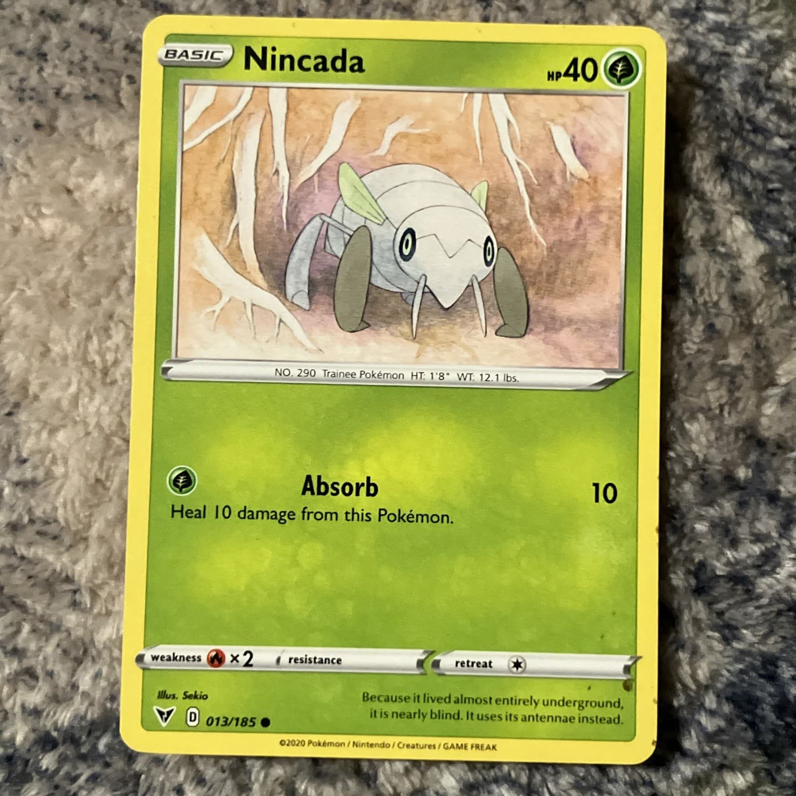 Pokemon Basic Nincada Card 13/185 Sword & Shield Vivid Voltage Common