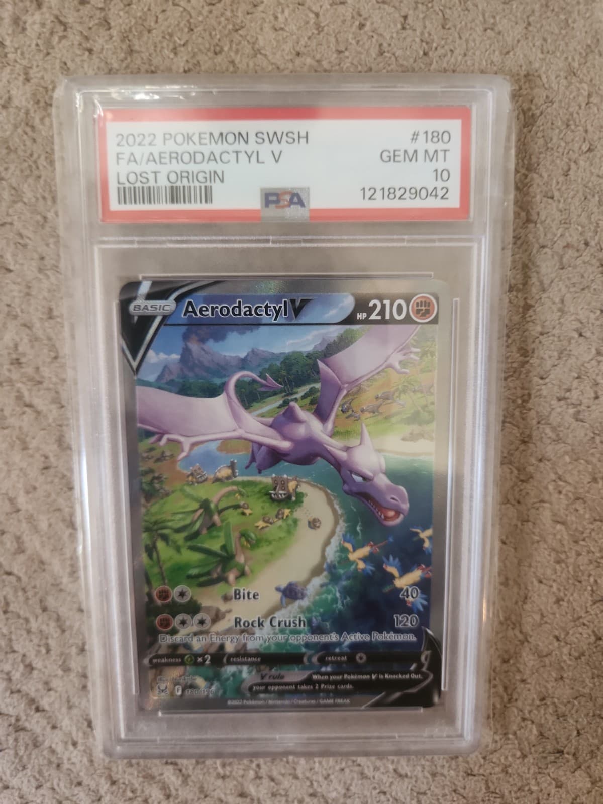 Pokémon Aerodactyl V Alt Full Art Holo Ultra Rare PSA 10 Lost Origin 180/196
