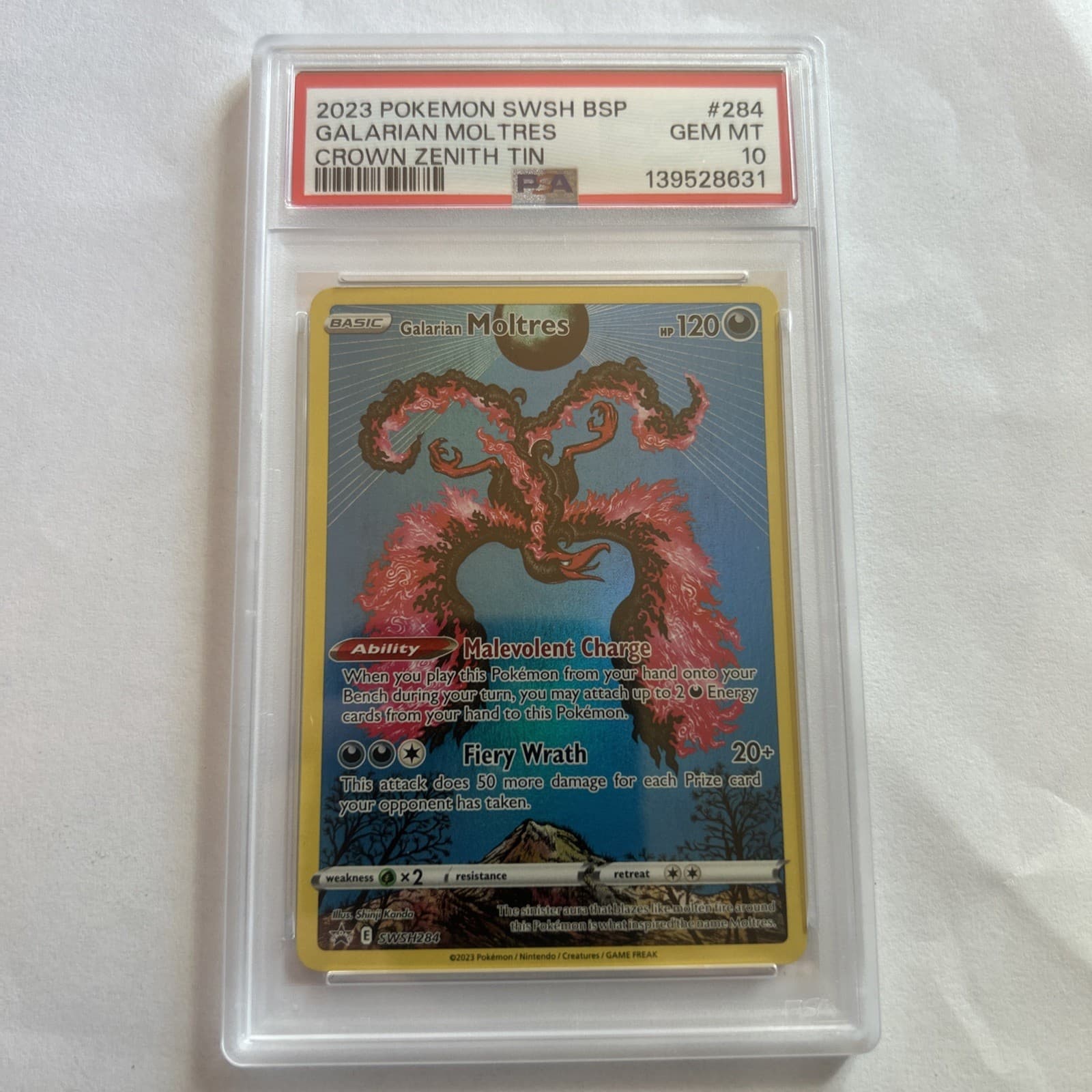 2023 Pokémon Crown Zenith Galarian Moltres Black Star Promo SWSH284 PSA 10