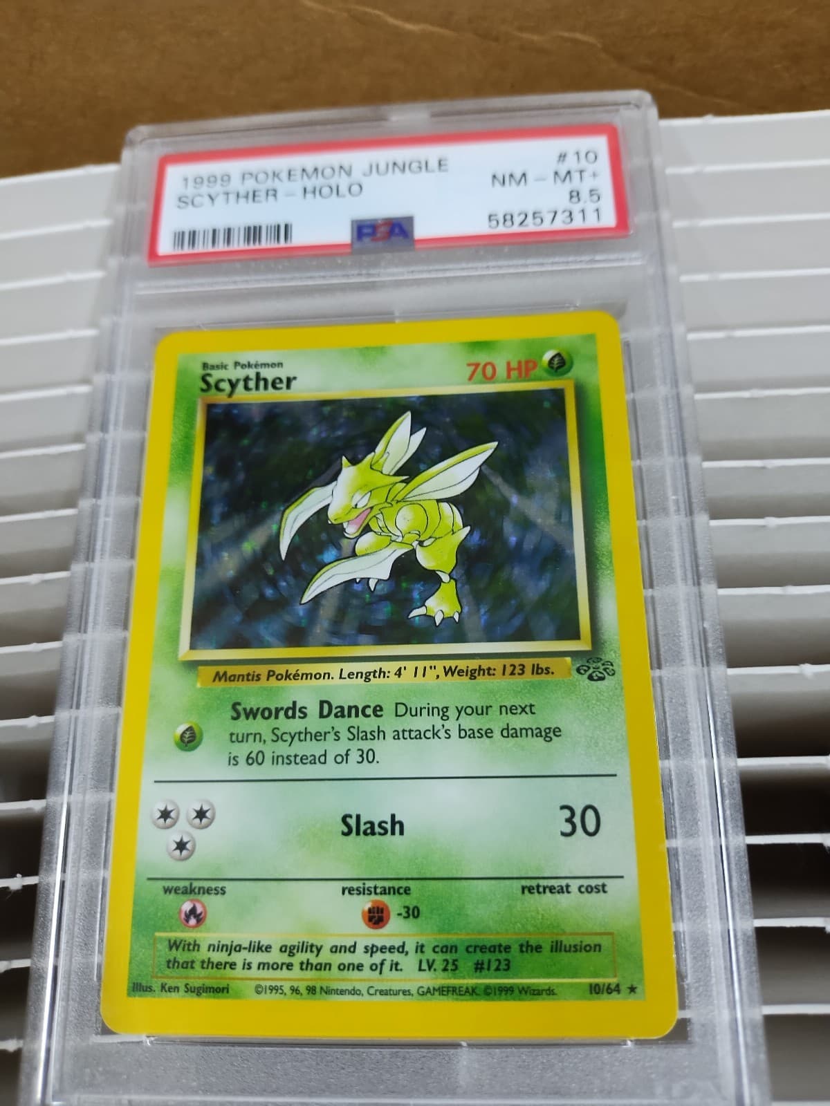 Pokemon SCYTHER JUNGLE Set 10/64 Holo Rare PSA 8.5
