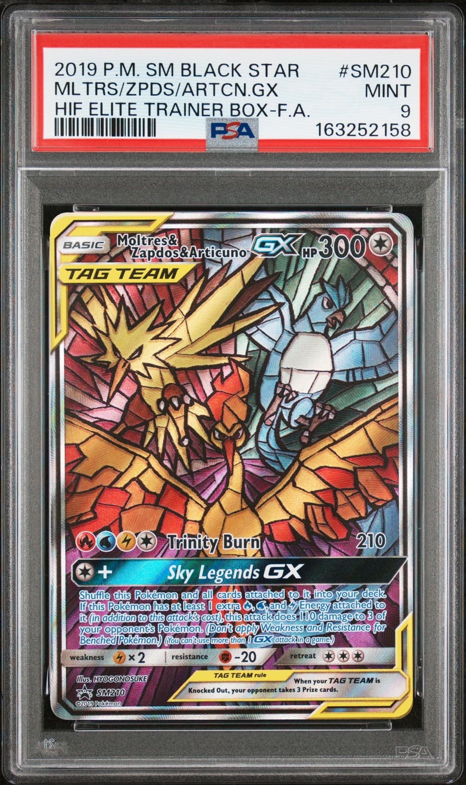 MOLTRES & ZAPDOS & ARTICUNO GX SM210/68 HIDDEN FATES ETB POKEMON PSA 9 2019