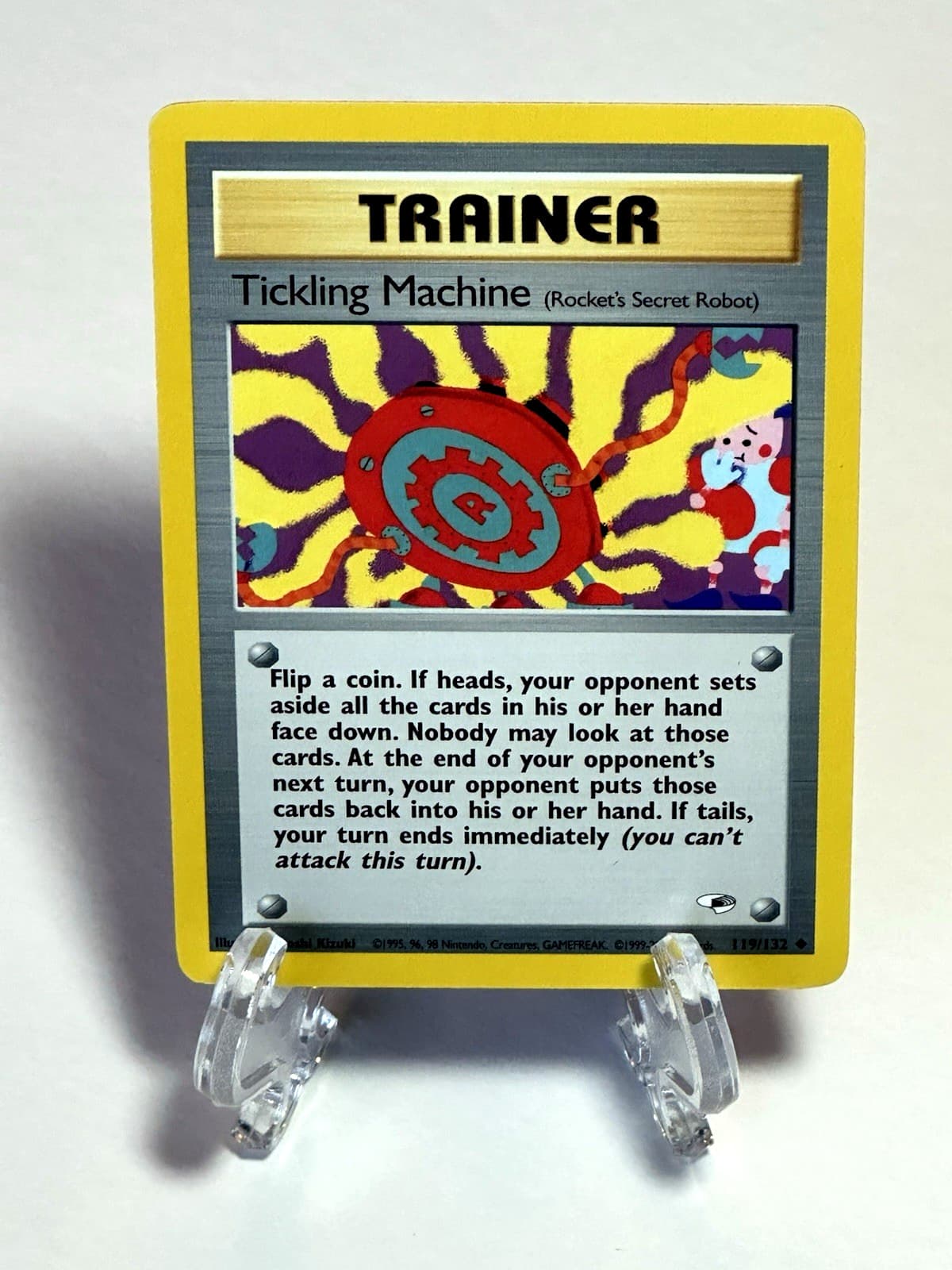 POKEMON WOTC GYM HEROES TRAINER TICKLING MACHINE 119/132 MP