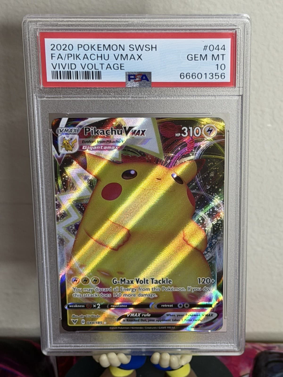 Ultra Rare PSA 10! Pikachu VMAX 044/185 Swsh04: Vivid Voltage Holo