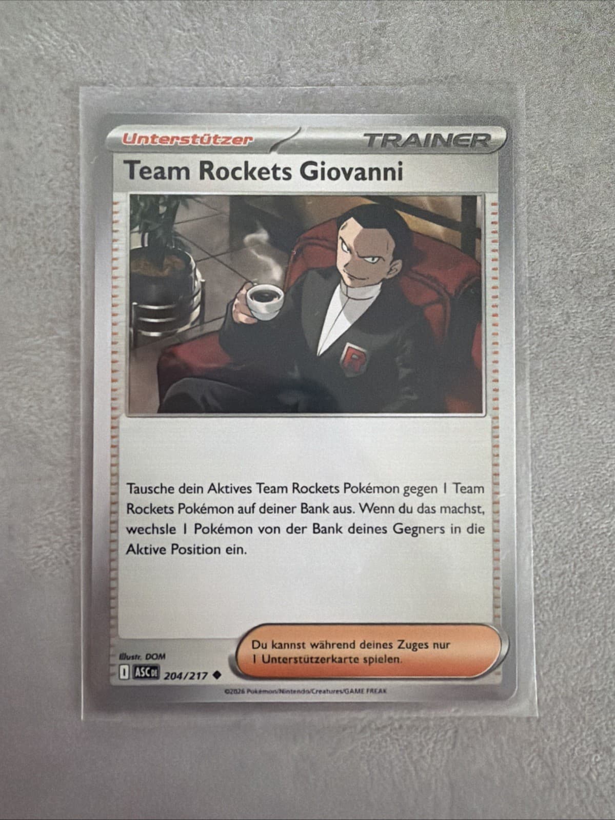 Team Rocket’s Giovanni 204/217 - Pokemon TCG Erhabene Helden - NM
